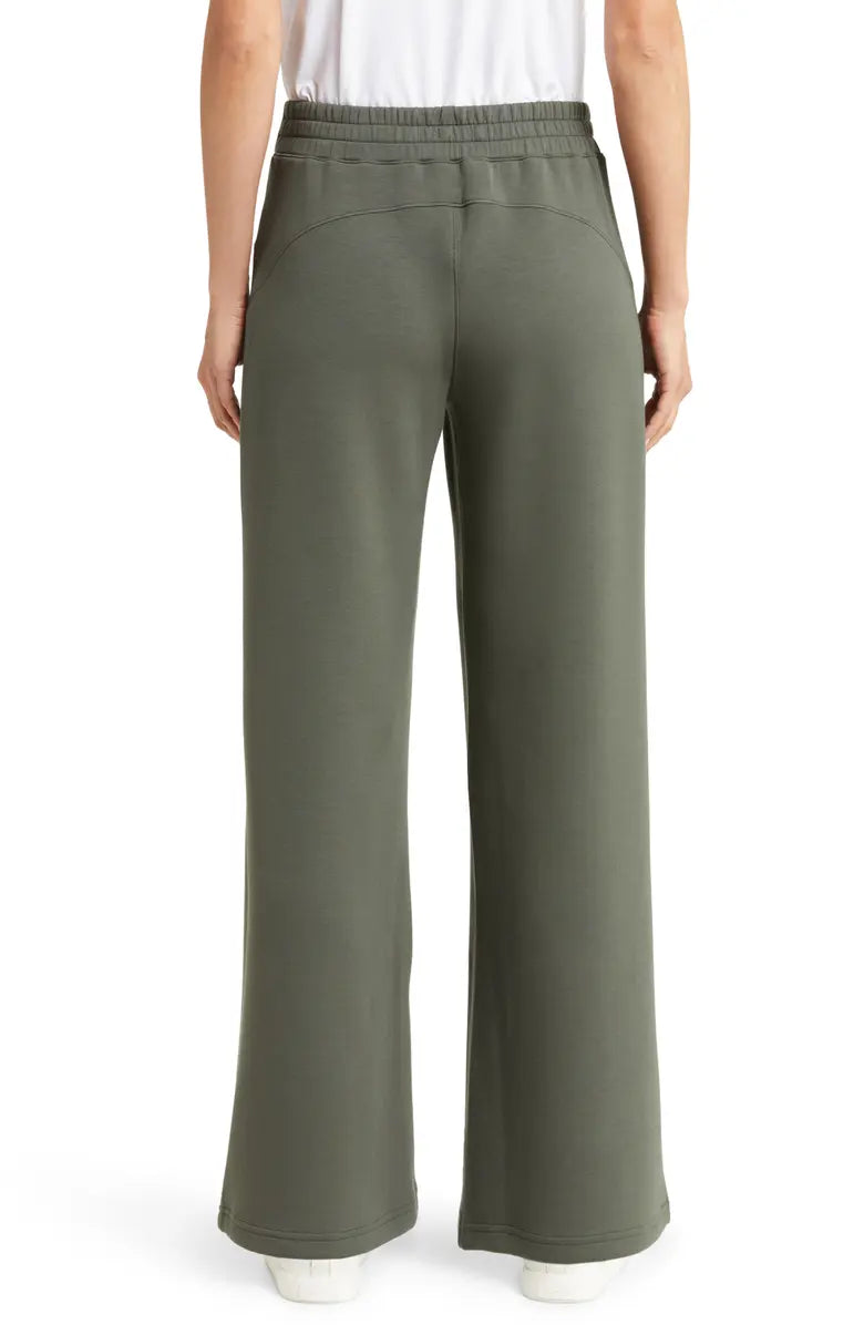 SPANX® AirEssentials Wide Leg Pants