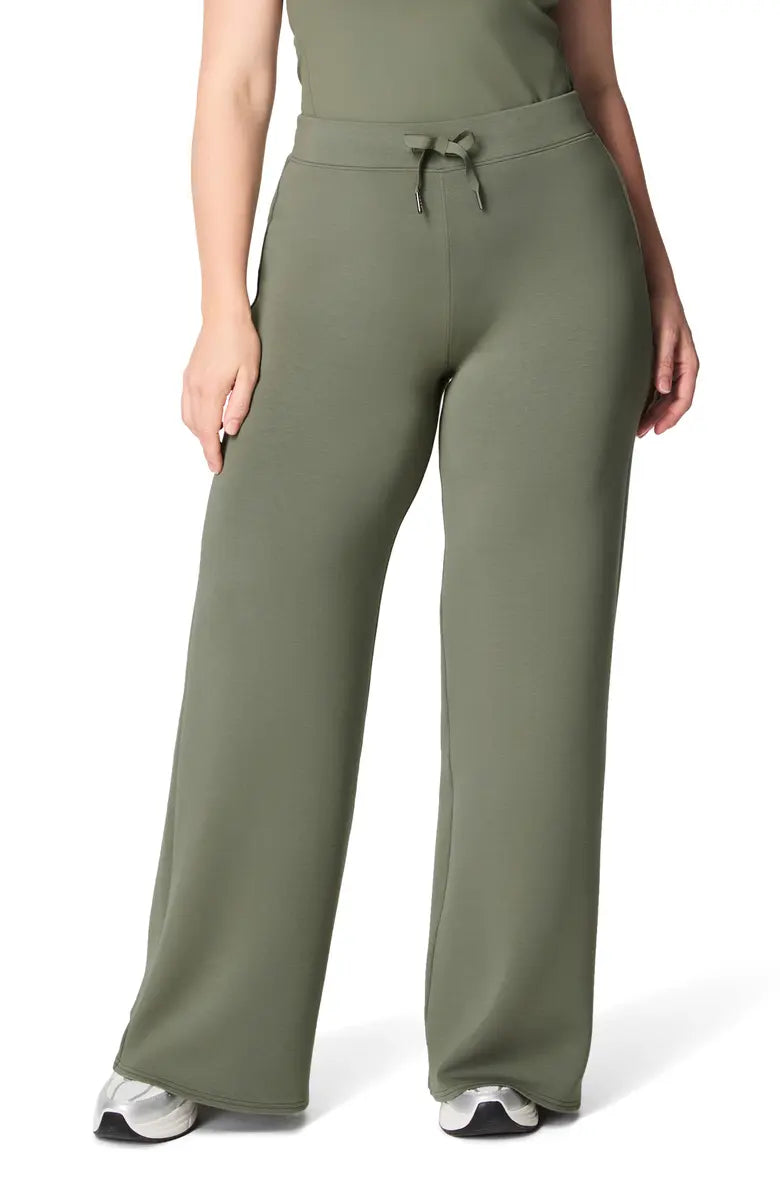 SPANX® AirEssentials Wide Leg Pants