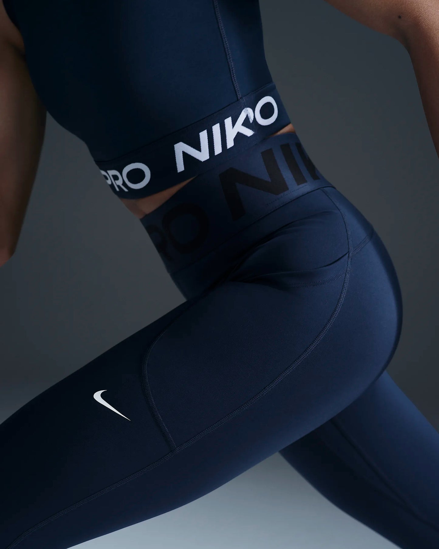 Nike Pro Sculpt