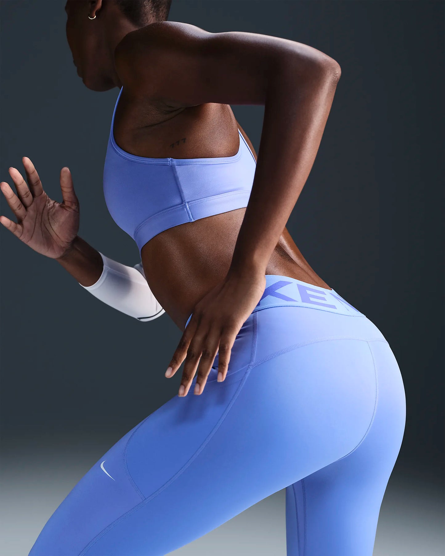 Nike Pro Sculpt