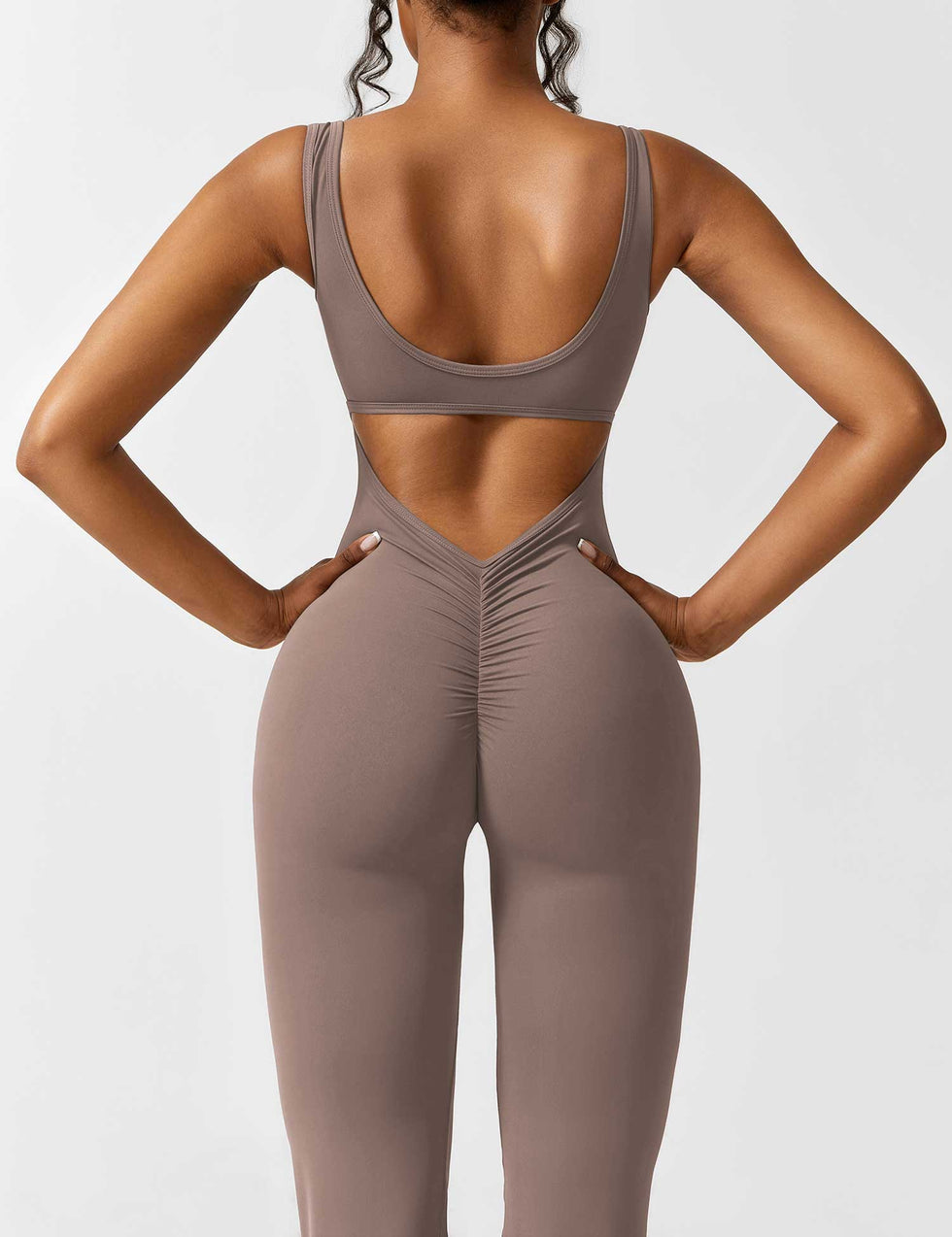 Yeoreo V-Back Flared Jumpsuit